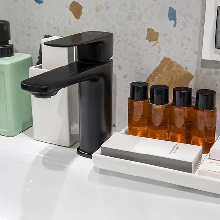 Heart Of Downtown Pretty Apartment *